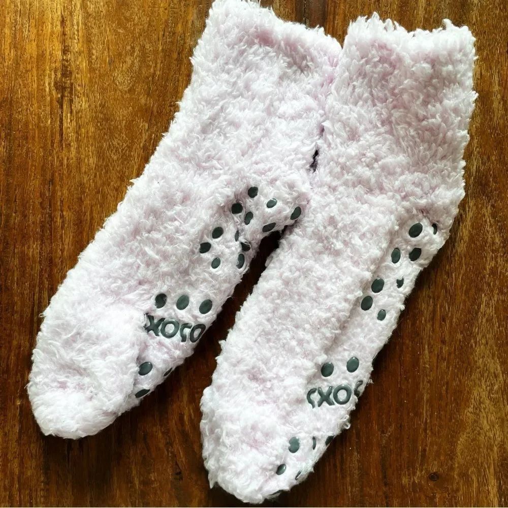 Fluffy Girls Pink Non-Slip Socks 8-12 years Warm Cozy Cabin